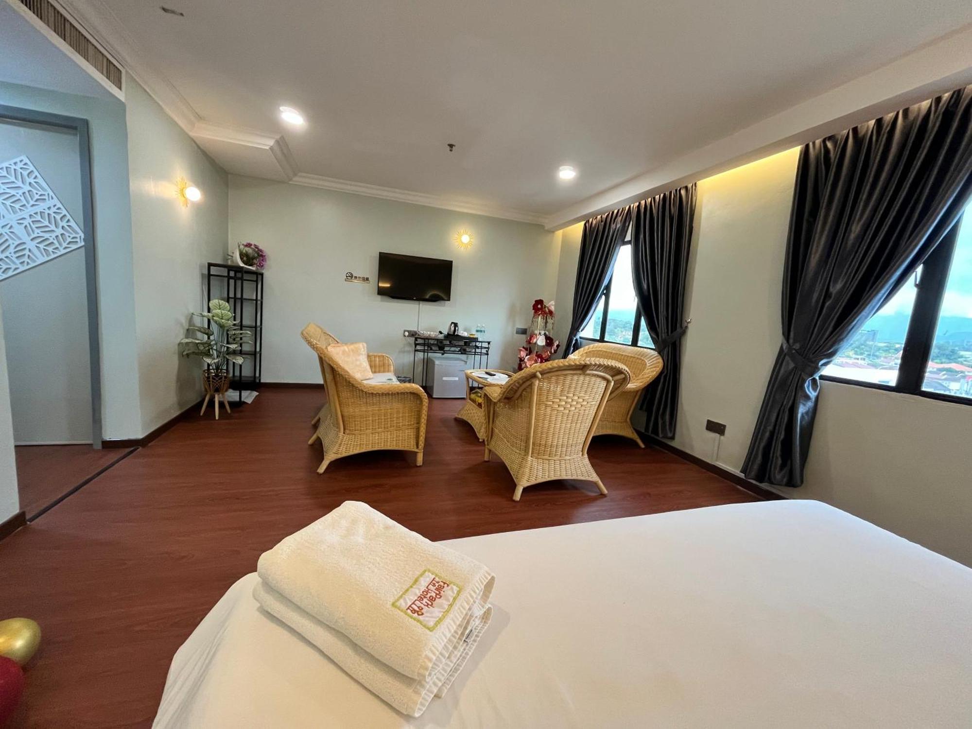 Hotel Fair Park Premier 3*